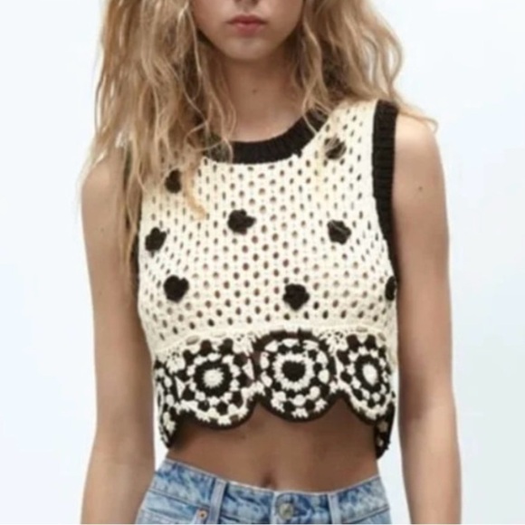 Zara Floral Crochet Crop Top in Ecru and Black - Picture 2 of 10